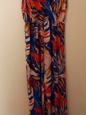 Ολόσωμες φόρμες πολύχρωμες, one size και large, σαν καινούργιες
