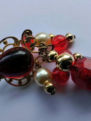 Button earrings used with red beads