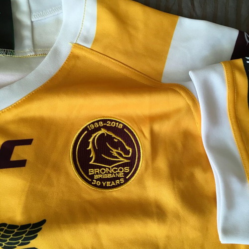 Brisbane Broncos 2018 Heritage Jersey like new, authentic