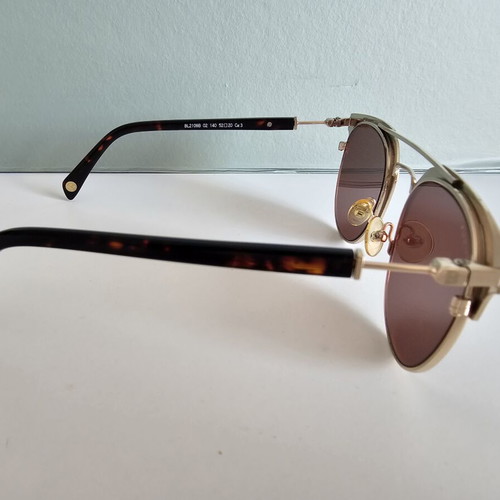 Balmain sunglasses like new, brown