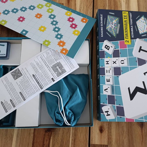 Scrabble 2 in 1 board game new, 8+, players 2-4
