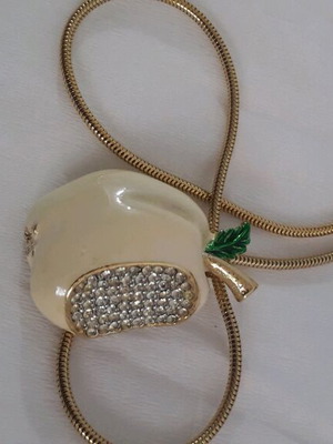 Necklace with pendant pomegranate like new, 40 cm length