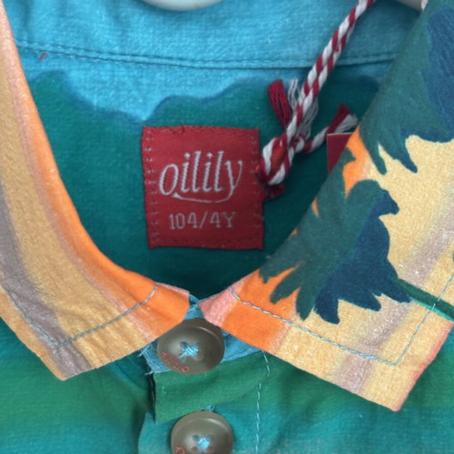 Kids' shirt with watercolor effect new, size 104 cm, turquoise