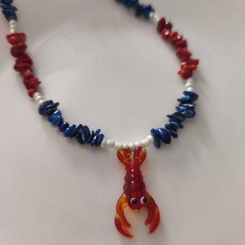 Necklace with Murano lobster and shell chips
