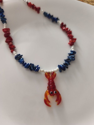 Necklace with Murano lobster and shell chips