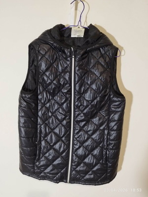 Μαύρο αμάνικο puffer μπουφανάκι medium σαν καινούργιο, μέγεθος M