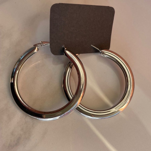 Hoop earrings new, silver
