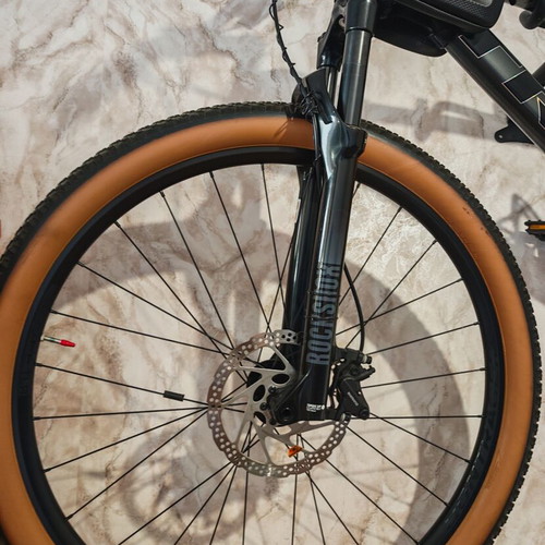 Trek X-Caliber 8 mountain bike 29 inch like new