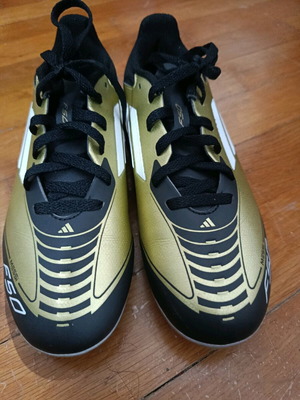 Adidas F50 football shoes black with gold like new, size 36