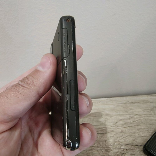 Samsung Giorgio Armani used, unknown functionality