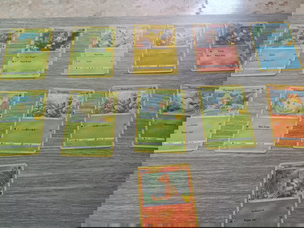 Pokemon 2021 & 2022  McDonald's 15 κάρτες Pikachu