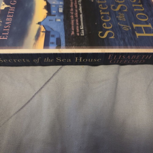 Secrets of the Sea House by Elizabeth Gifford like new