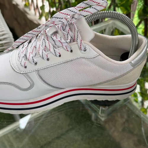 Tommy Hilfiger sneakers like new, white, size 39