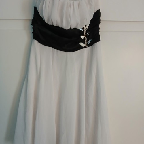 Paranoia strapless dress like new, black and white, size M