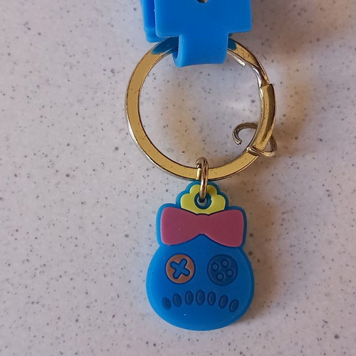 Lilo & Stitch keychain used, missing the doll