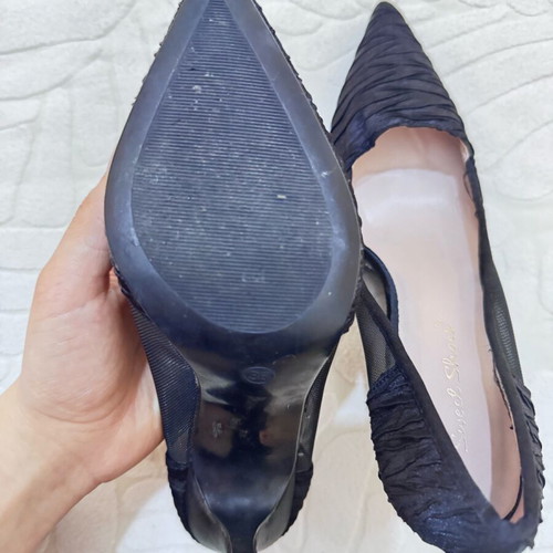 Black pumps used, size 36, 10 cm heel