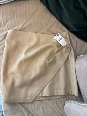 Mango mini skirt used, size L