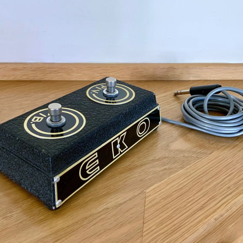 EKO Riv. + Vib. vintage double button used for electric guitar amplifier