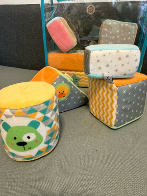 Imaginarium fabric activity cubes like new for small children