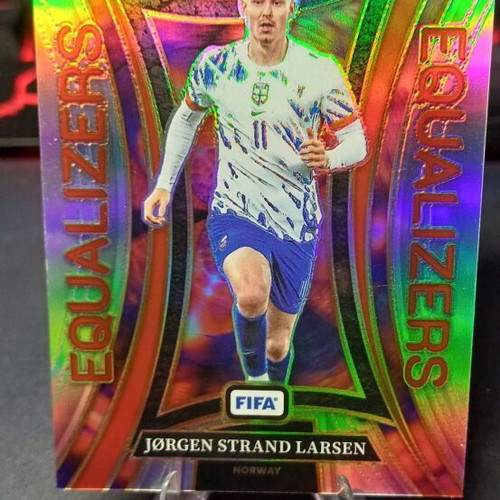 2024-25 Select FIFA Jorgen Strand Larsen #7 Equalizers Silver Prizm card like new
