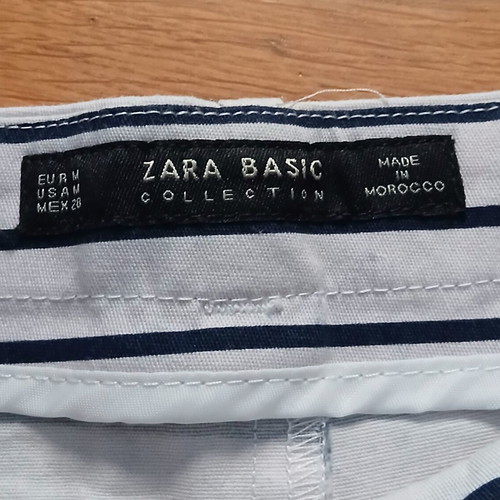 Zara Stripes High Waist Shorts Medium Size like new, white and blue