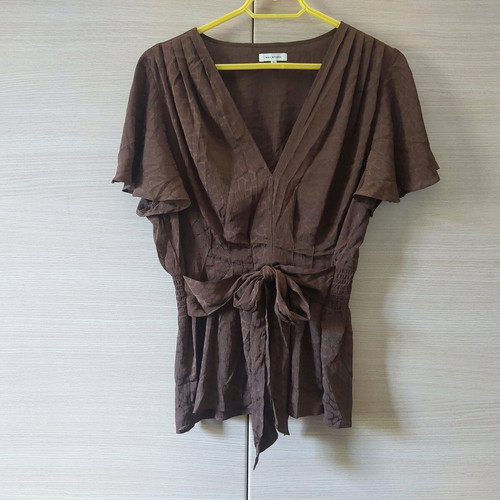 Brown Max Studio top XL like new with front tie