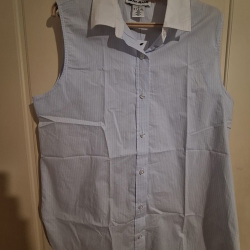 DKNY sleeveless shirt new, blue with white collar