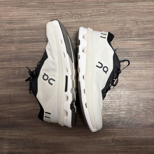 On Cloudrunner running shoes size 44