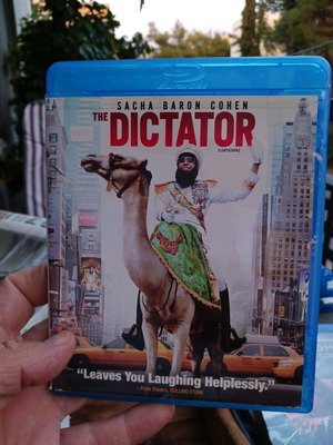 Blue Ray The Dictator like new