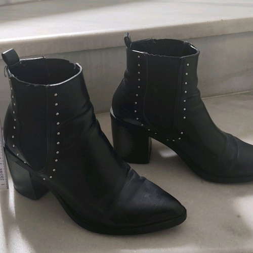 Stradivarius black ankle boots size 38 used