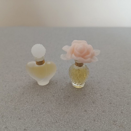 Nina Ricci vintage collectible miniatures 2x2.5ml Farouche and Capricci