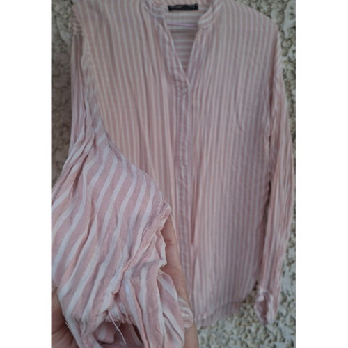 Crep pink striped long sleeve shirt size M like new