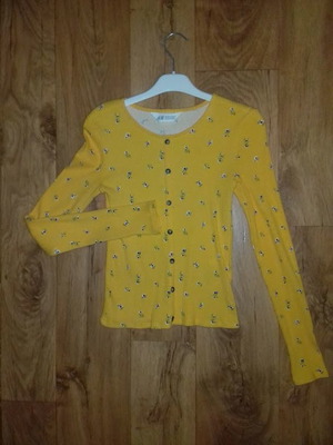 Cotton blouse yellow like new, age 10-12