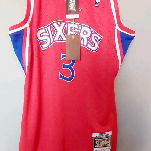 Mitchell and Ness Allen Iverson 1996-97 Swingman Jersey new