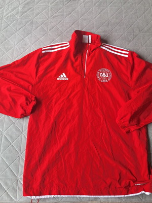 Denmark training jacket like new, size M