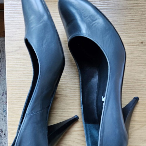 Women's leather pumps size 40 new, gray, 8 cm heel