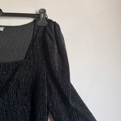 Black velour blouse H&M size XL