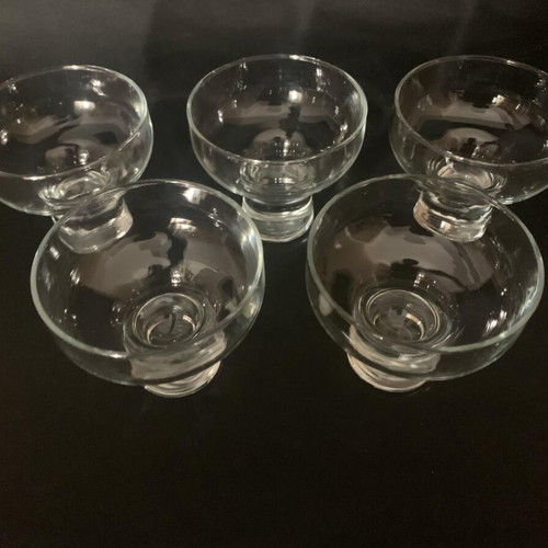 Set of 5 crystal ice cream bowls used, excellent condition