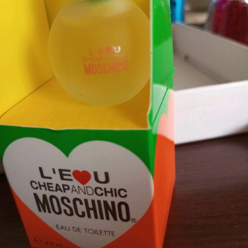 L'eu Mischino Cheap and Chic perfume like new, mini 4.9 ml