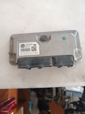 Εγκέφαλος για Skoda Fabia '07-'11 σαν καινούργιο, κωδικός 03C906024B
