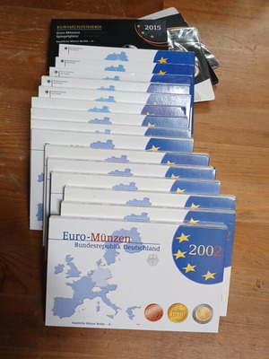 Set euro κέρματα Γερμανίας σαν καινούργιο, 19 τεμ. σε σφραγισμένες θήκες