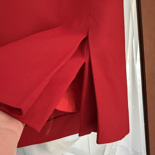 Wool skirt red, sizes M and L, like new, vintage