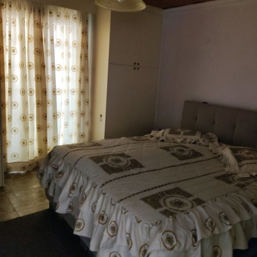 Curtain and bedspread set used, bedroom linen