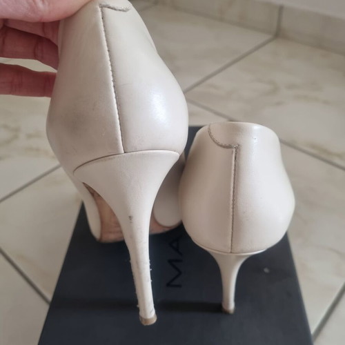Makris pumps like new, size 41, beige leather