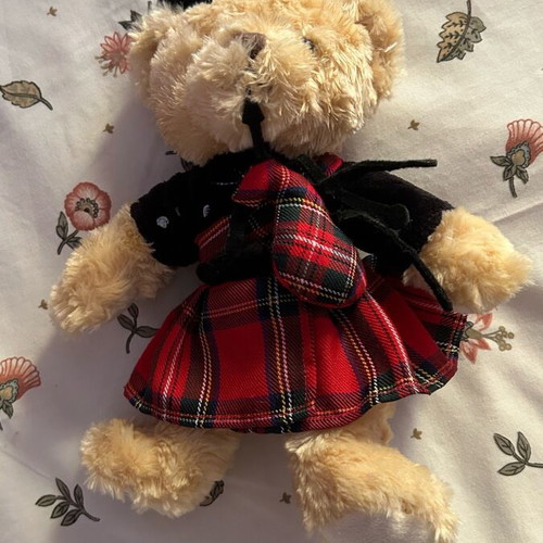 Suki Piper Bagpipe Bear plush in excellent condition