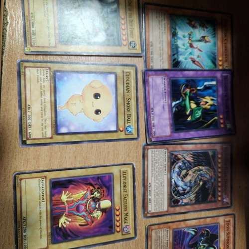 Yugi Oh card pack used, complete set