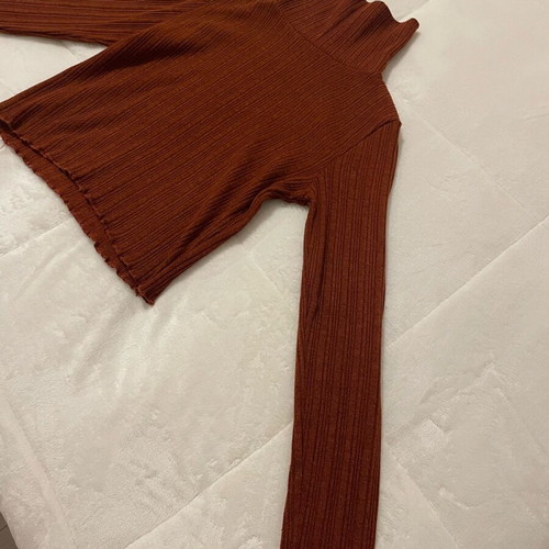 Bershka turtleneck brick red used, light knit, comfortable casual