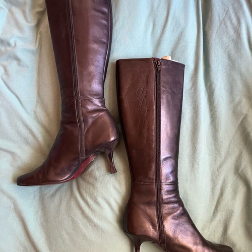Haralas leather black boots like new