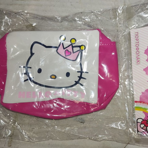 Hello Kitty wallet new, white and pink