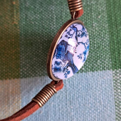 Bracelet with 3D pattern new, white and blue
